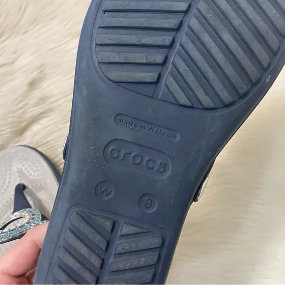 Crocs Blue Mosaic Cricle Sanrah Diamante Wedge Flip Flop Thong
Sandals - Picture 9 of 9